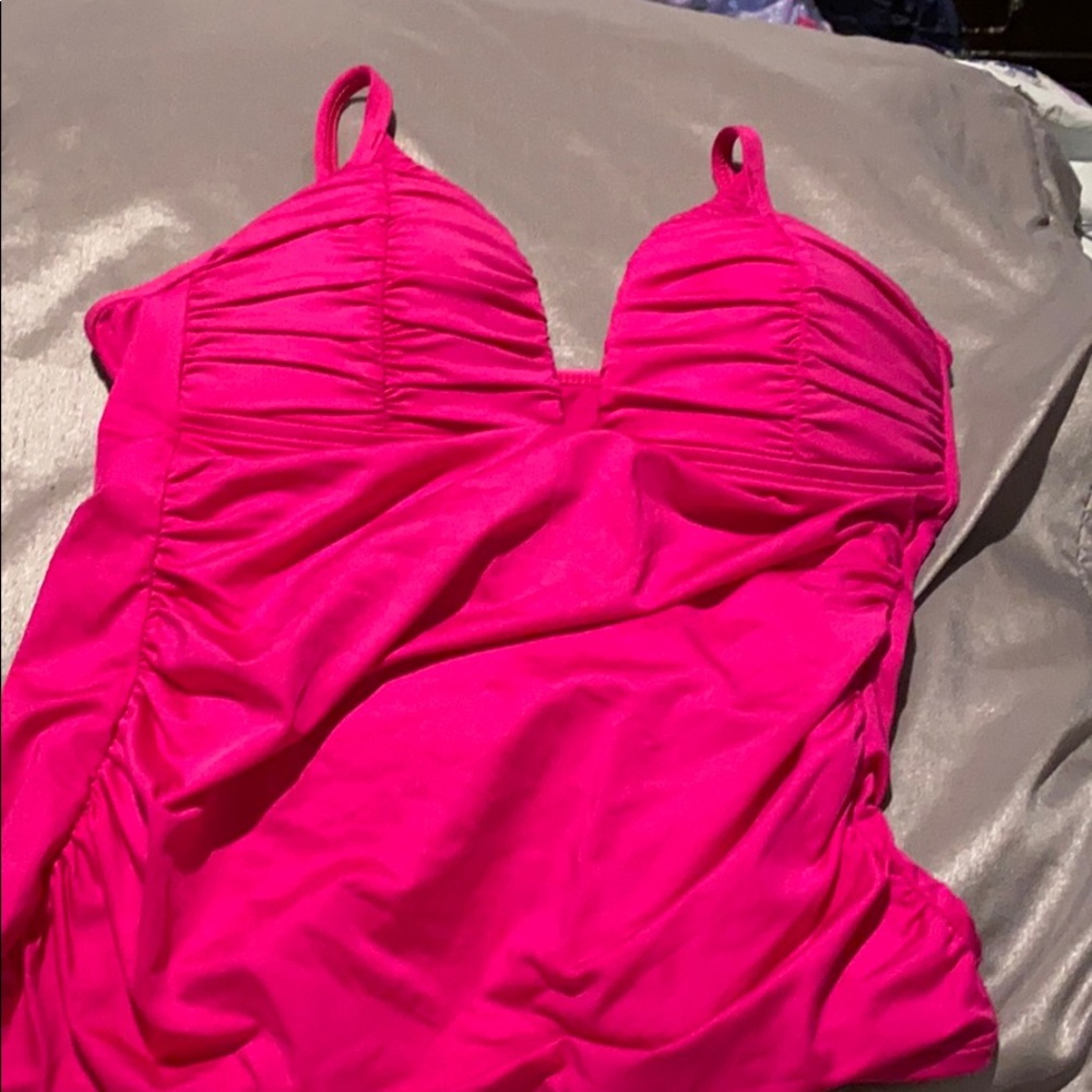 Apt 9 Swim Suit  Pink Tankini Top Plunging Pleated